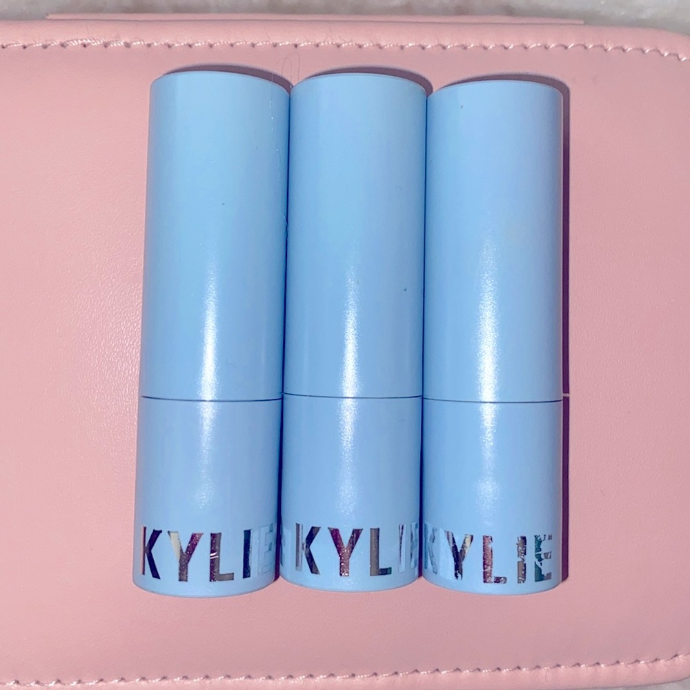 ✨ Kylie Jenner Lipsticks
